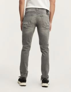 Denham RAZOR Soft Grey Stonewashed 11 Denham RAZOR Soft Grey Stonewashed -Fusion Verkoop 01 22 07 11 029 row4 1