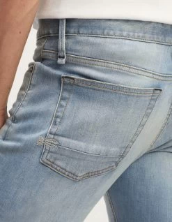 Denham BOLT Organic Cotton Light Stonewash 12 Denham BOLT Organic Cotton Light Stonewash -Fusion Verkoop 01 23 04 11 019 row5 1