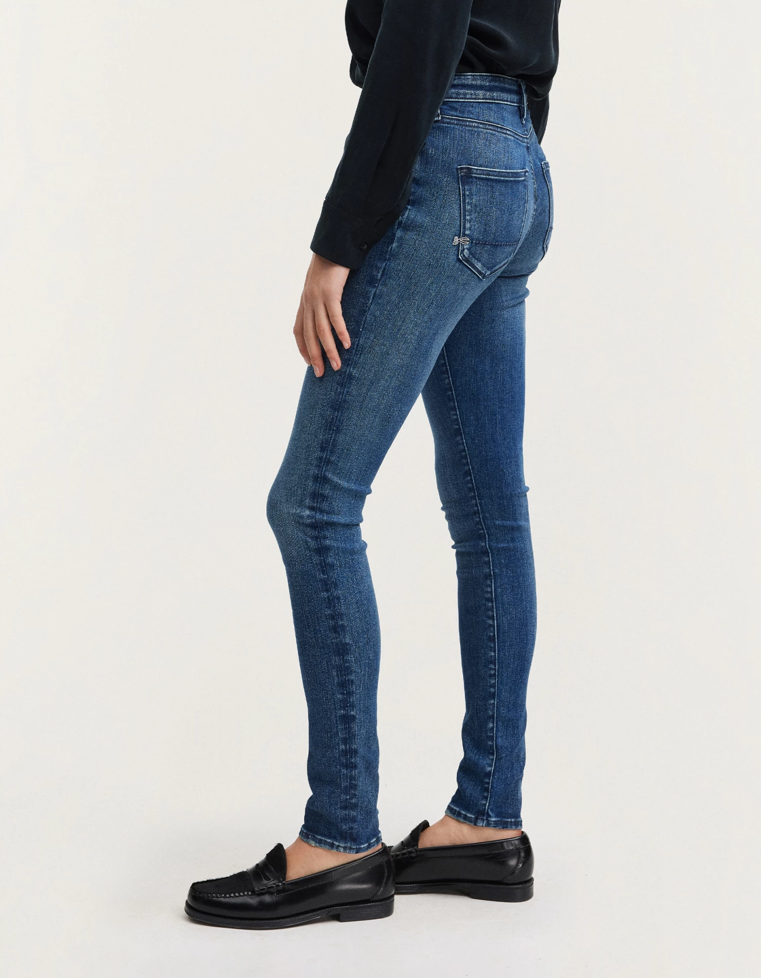 Denham NEEDLE GOTS Dark Indigo 4 Denham NEEDLE GOTS Dark Indigo - Afbeelding 2