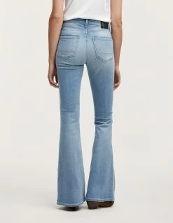 Denham JANE Light Biodegradable Indigo -Fusion Verkoop 02 23 02 11 029 row4 1