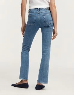 Denham BRITTANY BOOTCUT Medium Stonewash -Fusion Verkoop 02 23 02 11 039 row4 1