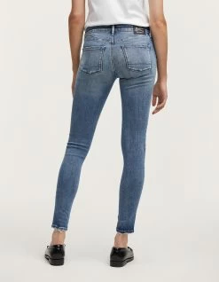 Denham SPRAY Soft Repair Indigo -Fusion Verkoop 02 23 02 11 041 row4 1