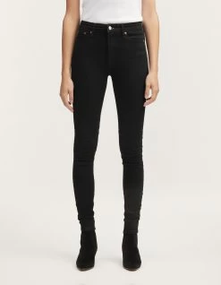 Denham AZUMI Deep Black