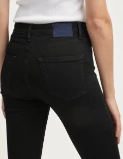 Denham AZUMI Deep Black -Fusion Verkoop 02 23 10 11 046 row3 2